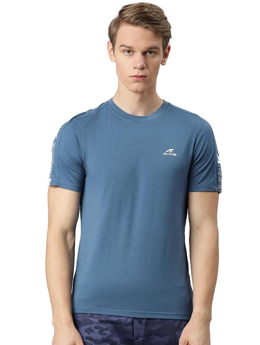 blue solid t-shirt