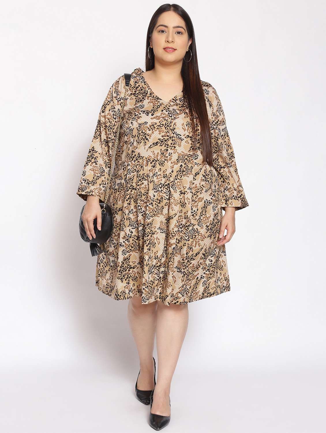 Buy online V-neck Printed A-line Dress 