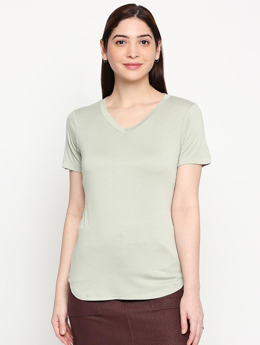 v neck solid t-shirt - 17822505 - Zoom Image - 0