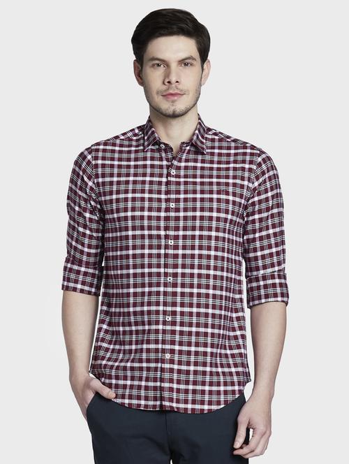 maroon checkered casual shirt - 17822993 -  Standard Image - 0