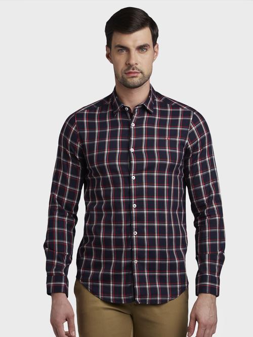dark blue checkered casual shirt - 17823014 -  Standard Image - 0