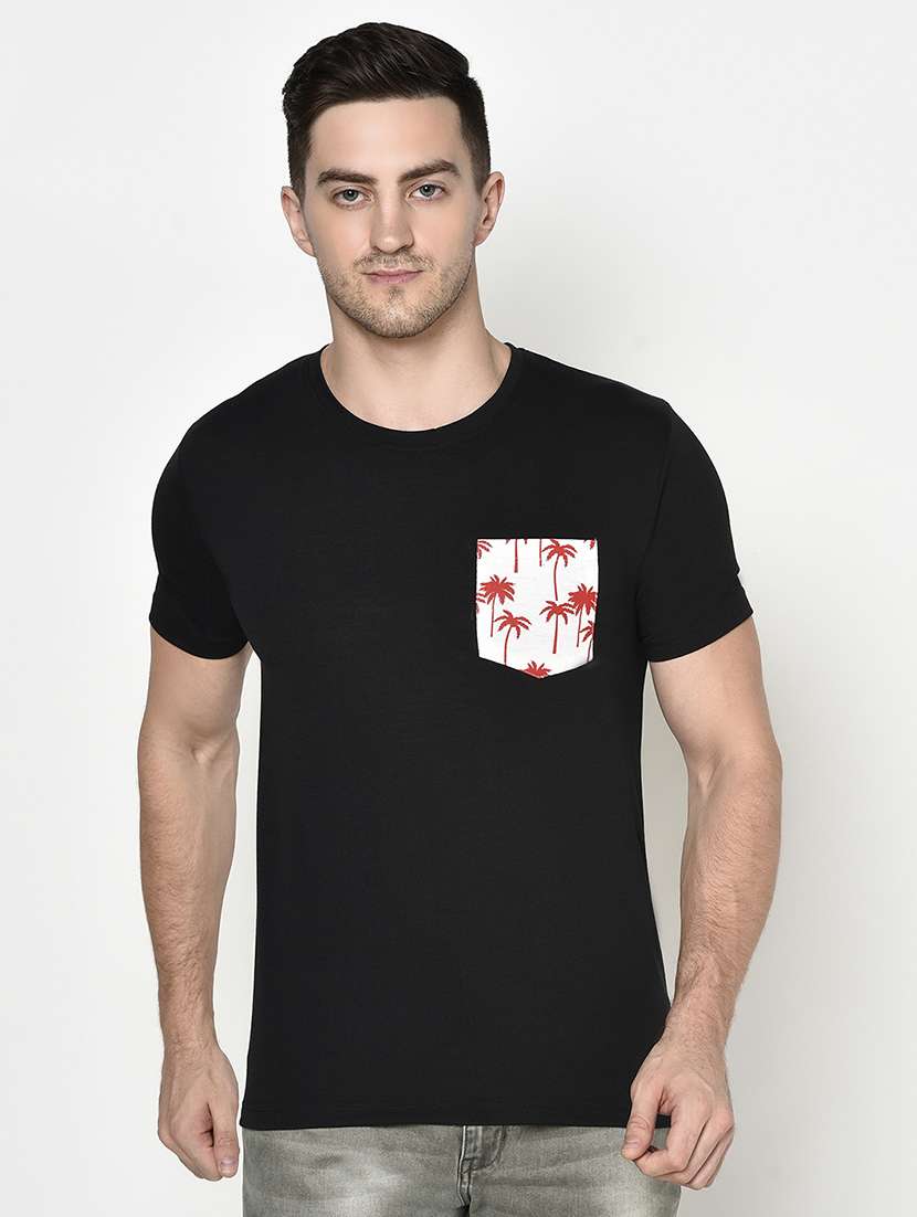black printed pocket t-shirt