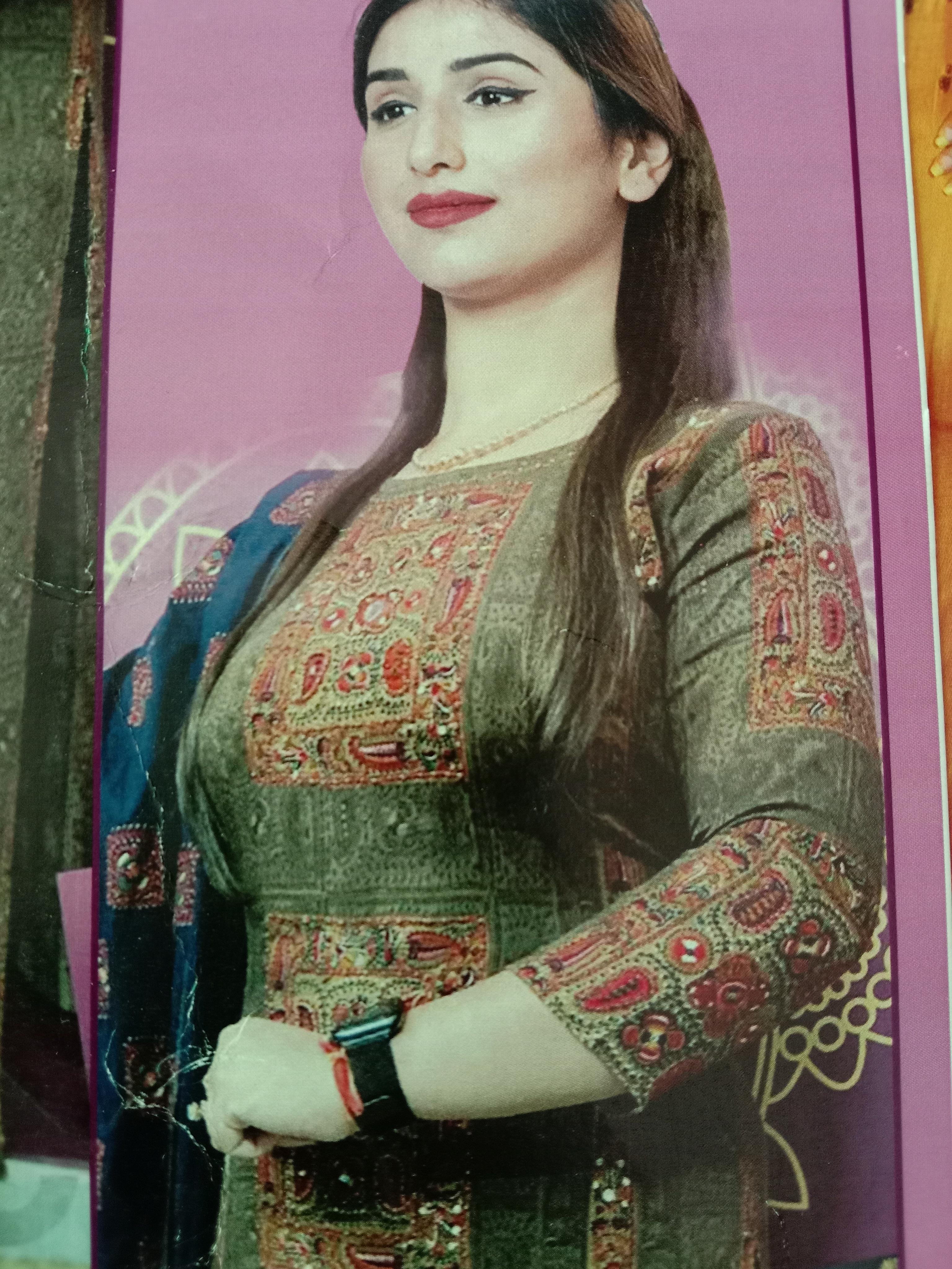 green silk kurti - 17848100 - Zoom Image - 0
