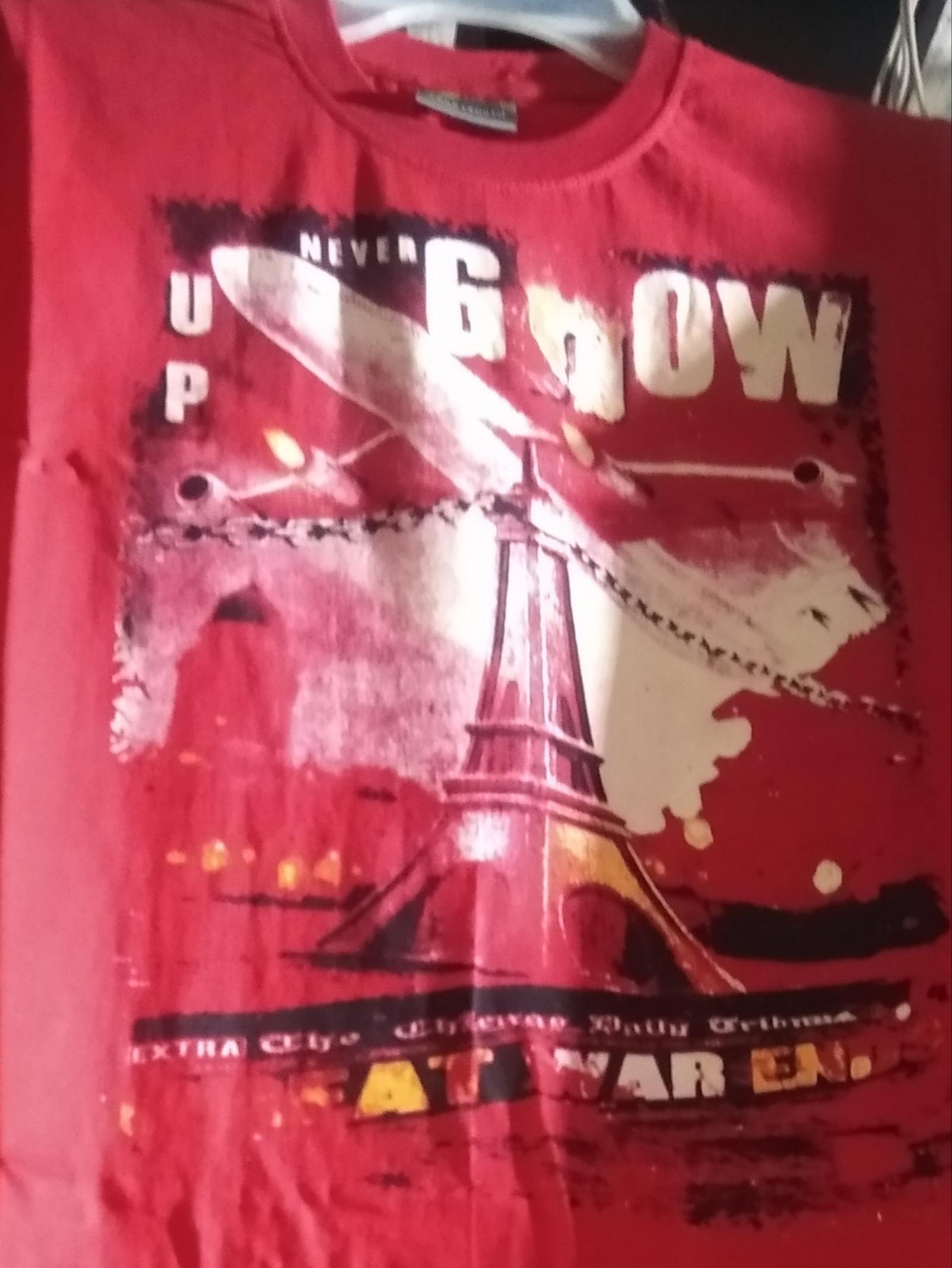 red slub tshirt - 17858362 - Zoom Image - 0