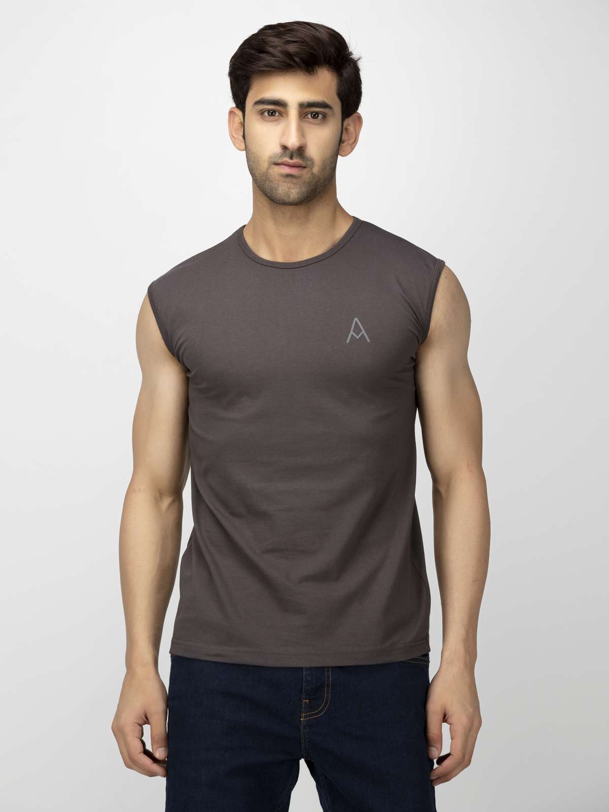 look effortlessly cool on the high - 17858482 - Zoom Image - 0