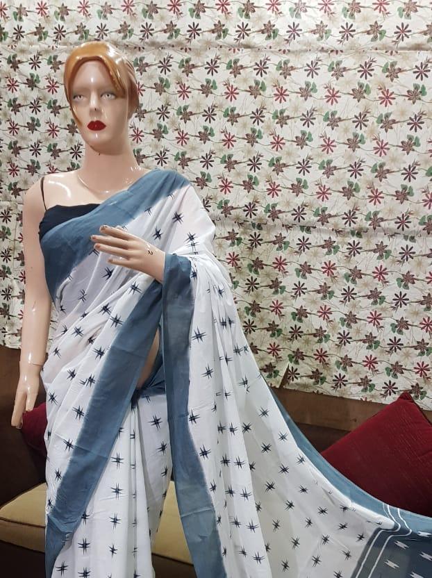 offwhite silk saree - 17874910 - Zoom Image - 0