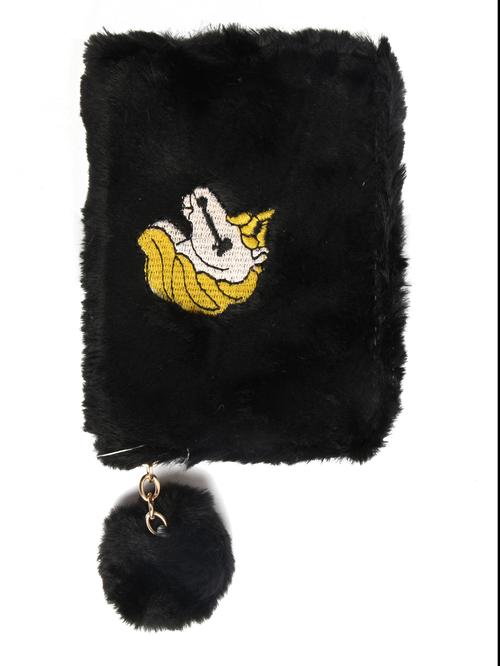 this beautiful hand coin purse comes - 17883661 - Standard Image - 0