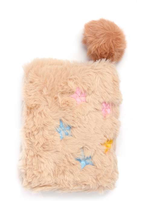 this beautiful hand coin purse comes - 17885282 - Standard Image - 0