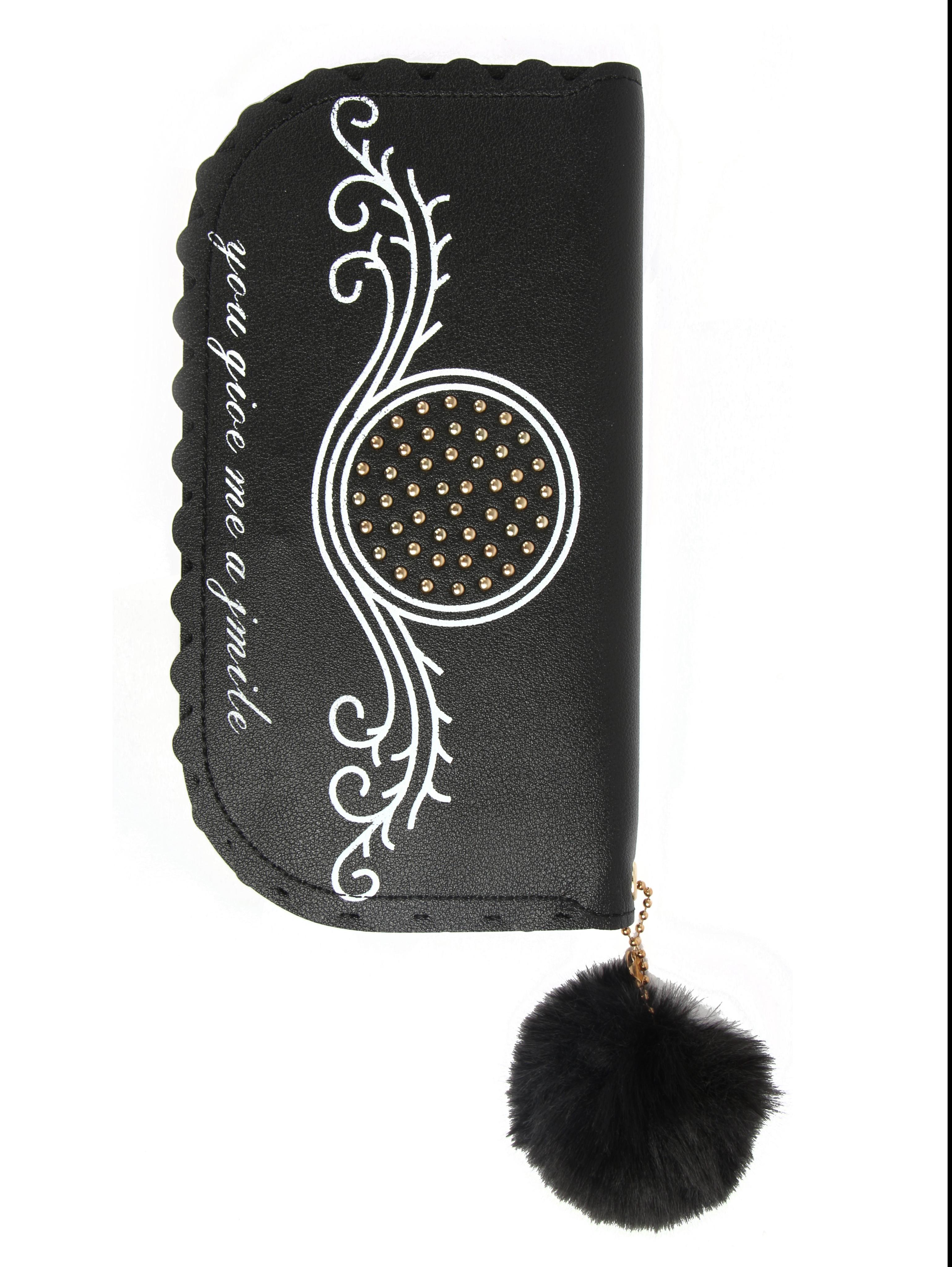 this beautiful hand coin purse comes  - 17885347 -  Zoom Image - 0