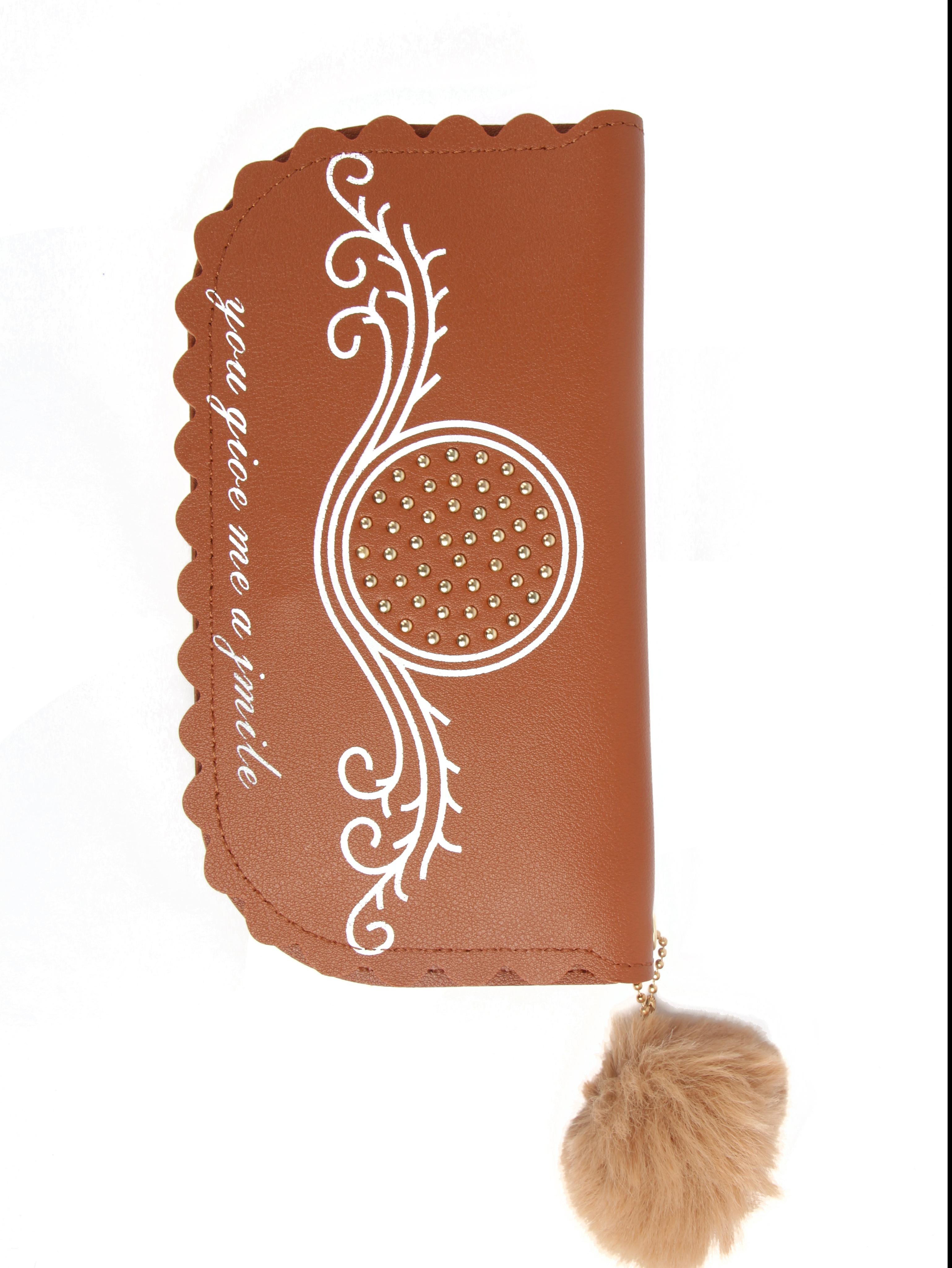this beautiful hand coin purse comes  - 17885357 -  Zoom Image - 0