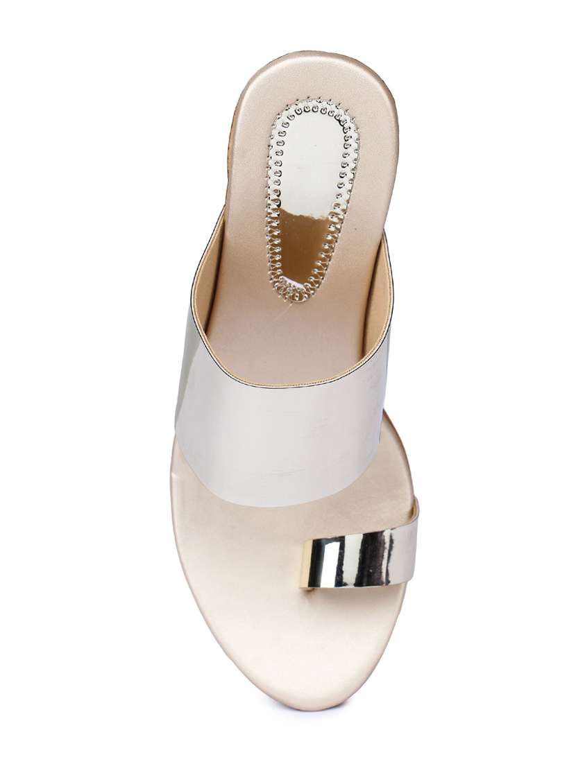 gold toe separator wedge - 17892622 -  Standard Image - 3