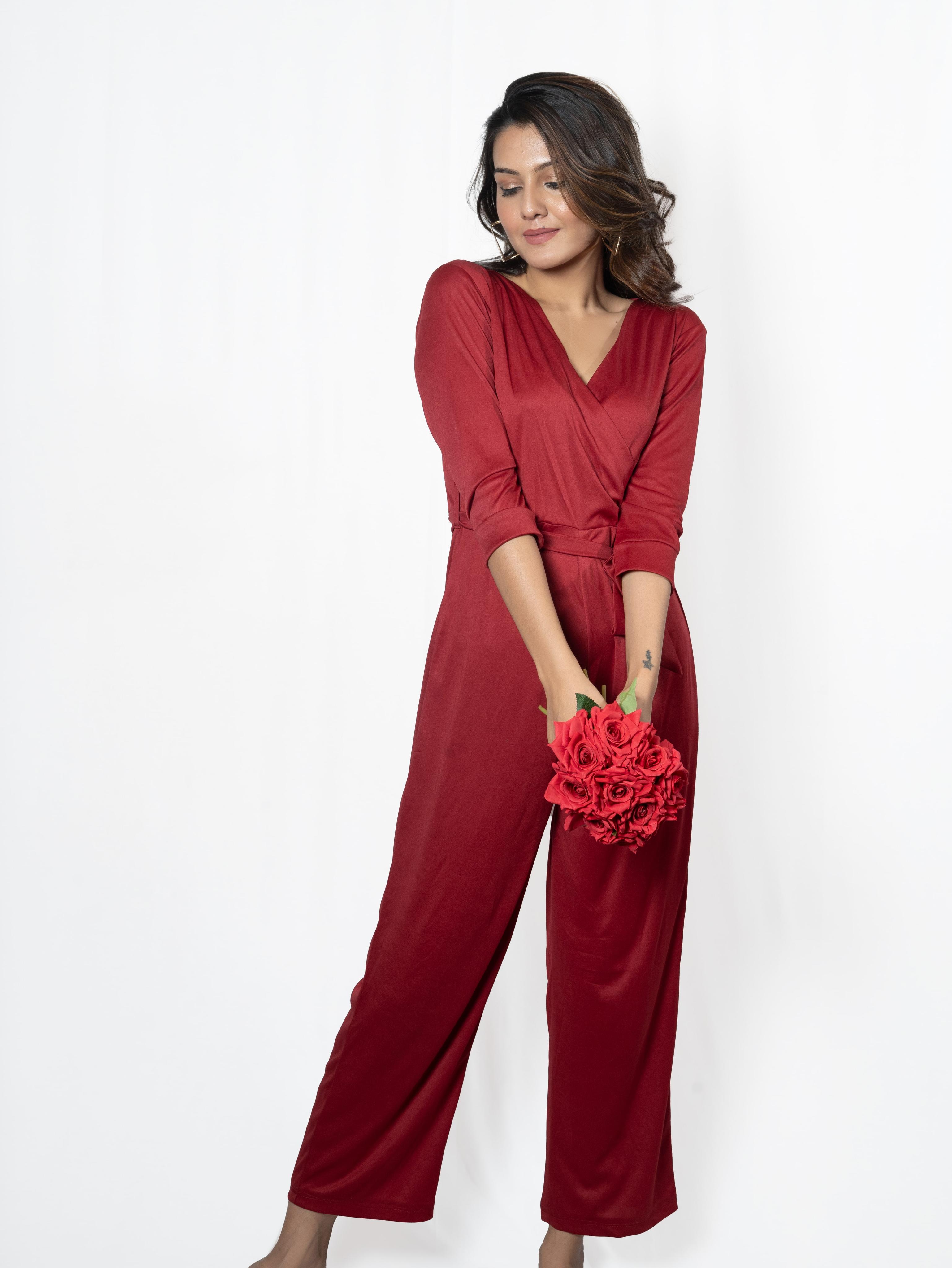 the modern look with this red  - 17901133 -  Zoom Image - 0