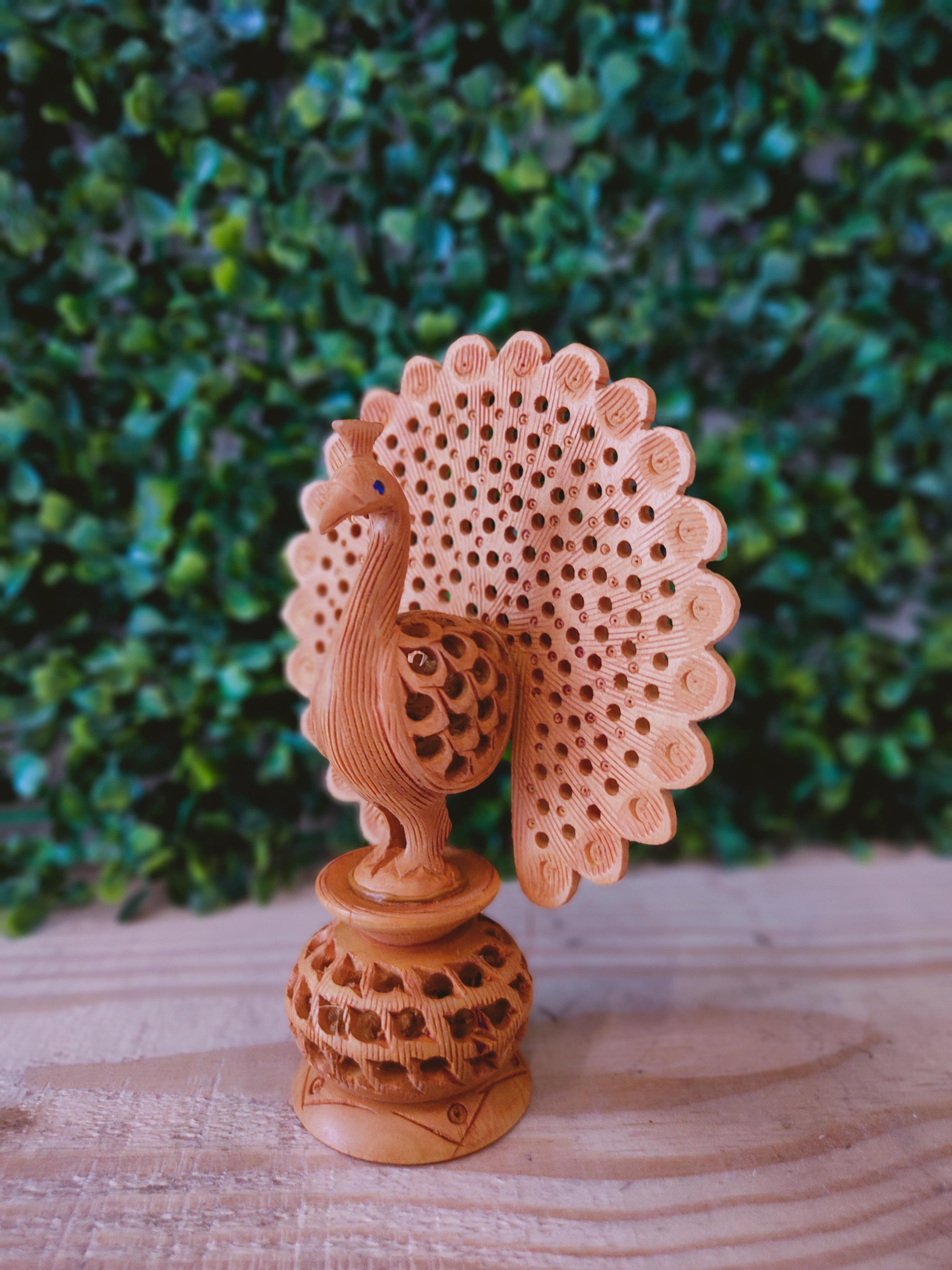 spark decor present wooden handcrafted dancing - 17930583 - Zoom Image - 0