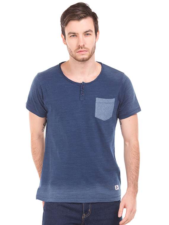 blue ombre pocket t-shirt