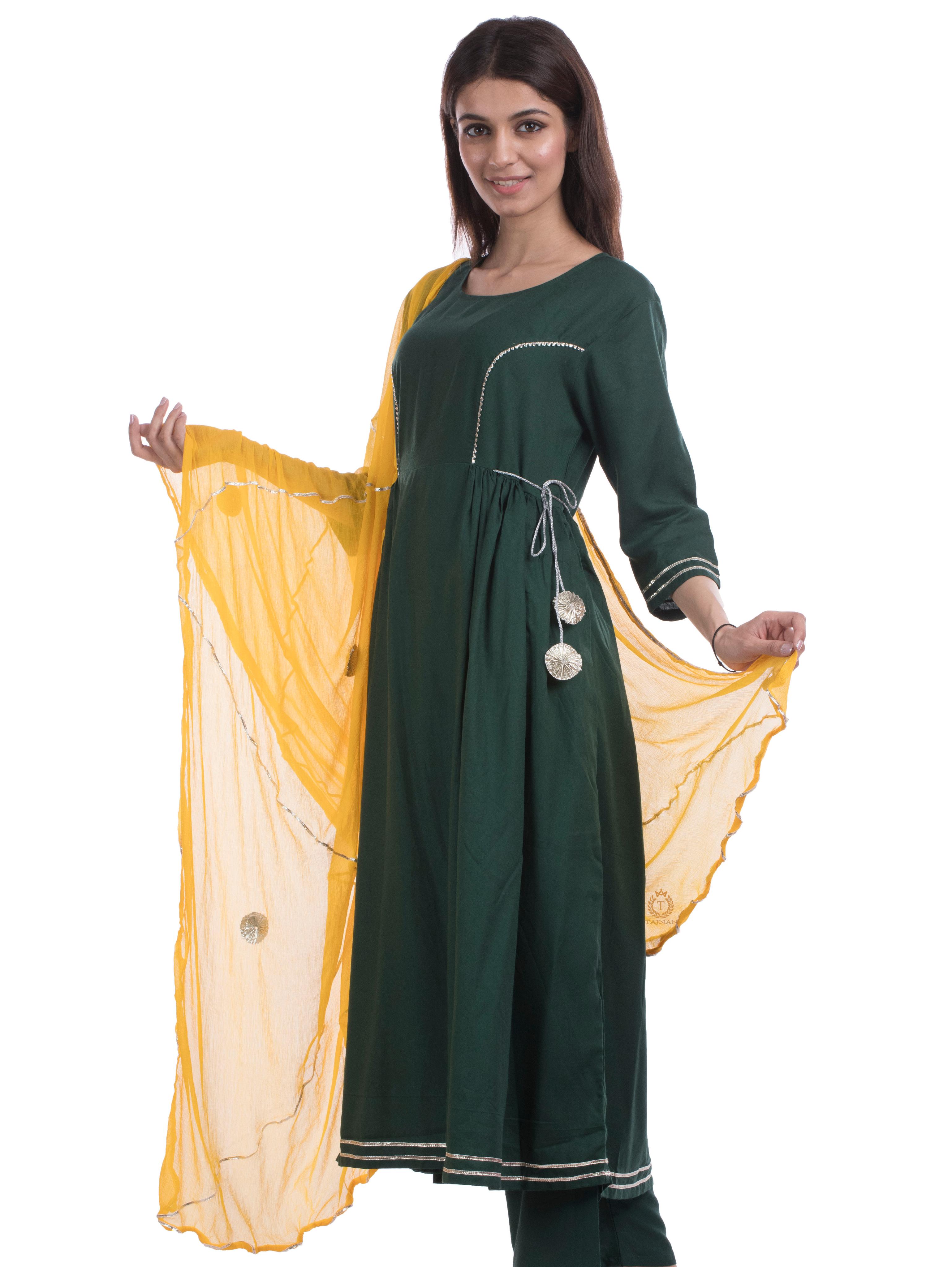 tajnan wome's green rayon suit set - 17948004 - Standard Image - 3
