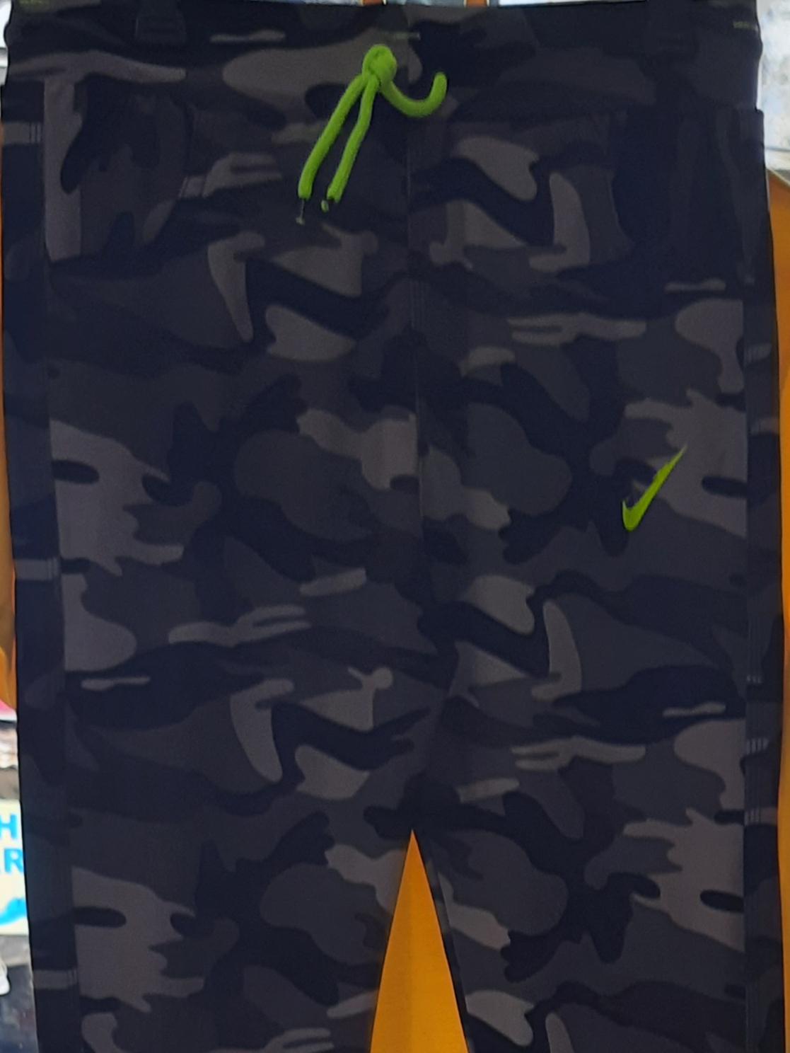 track paint for men - 17949040 - Zoom Image - 0