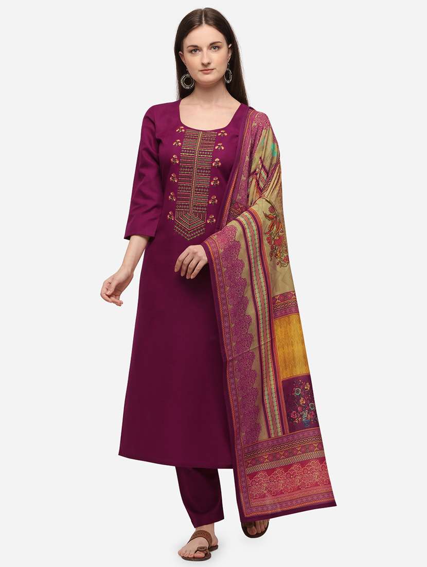 embroidered suit set - 17963574 - Zoom Image - 0