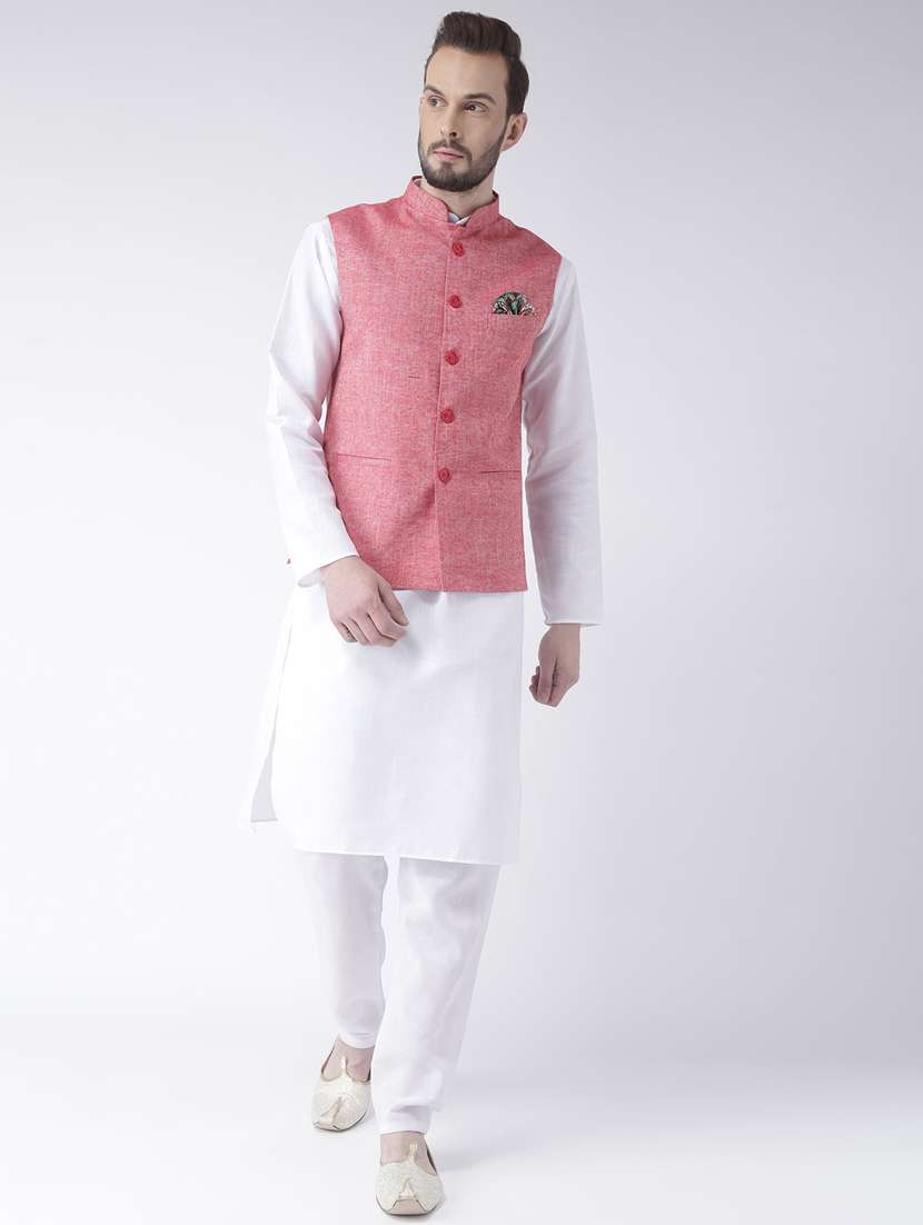 white solid kurta pyjama set with red solid nehru jacket 