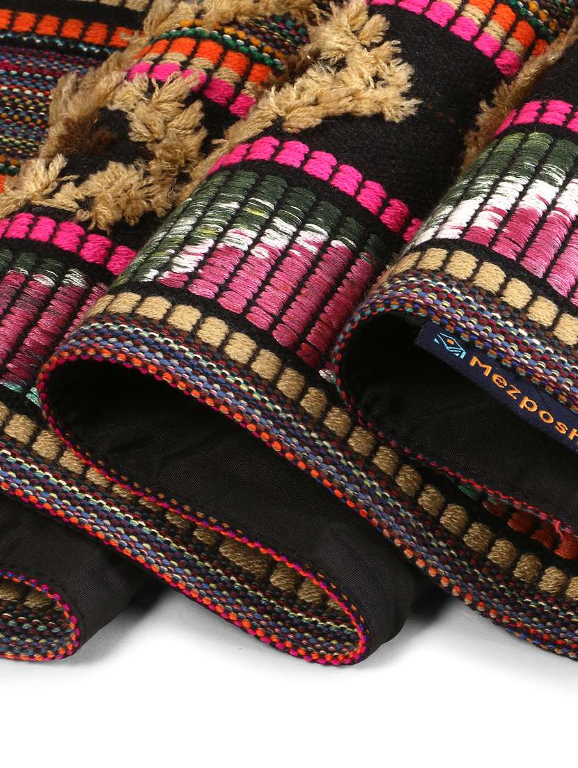 tribal collection by mezposh : pink & multi acrylic jacquard  6 seater table runner with tassels (30x180cm) - 17977178 -  Standard Image - 5