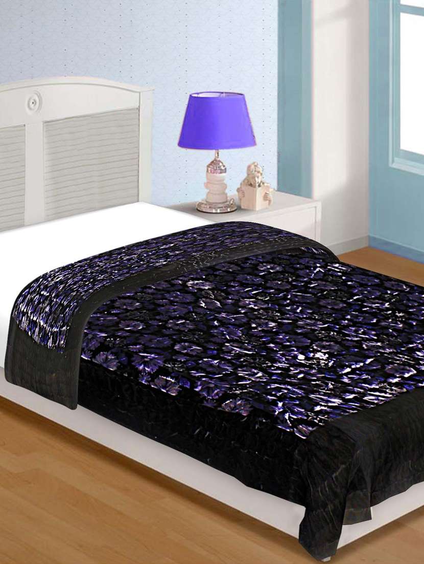 Buy online Velvet Cloth Single Bed Quilt Jaipuri Razai Black