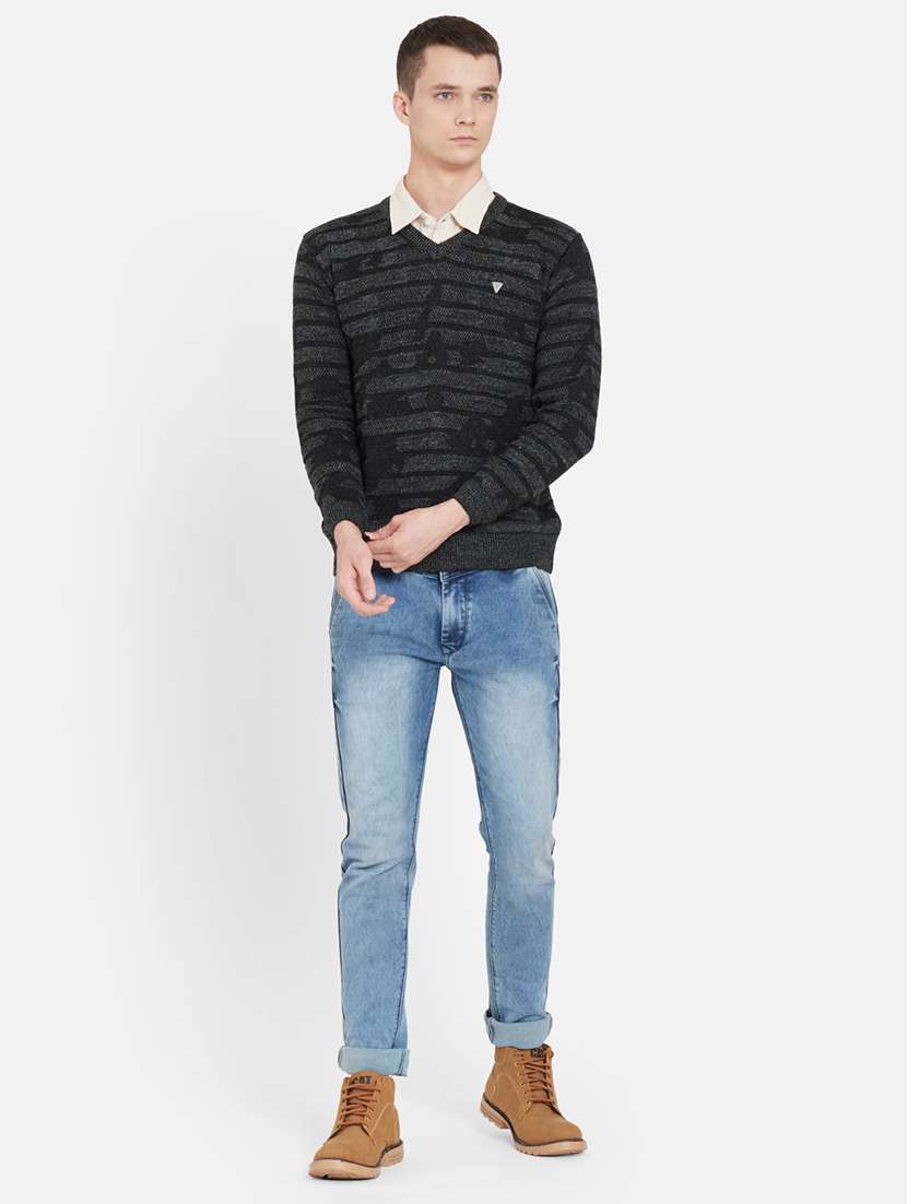 black striped pullover - 17997334 -  Standard Image - 3