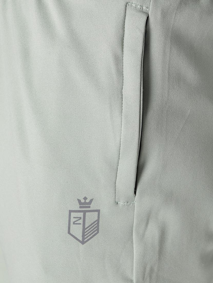 green solid short - 18015677 - Standard Image - 3