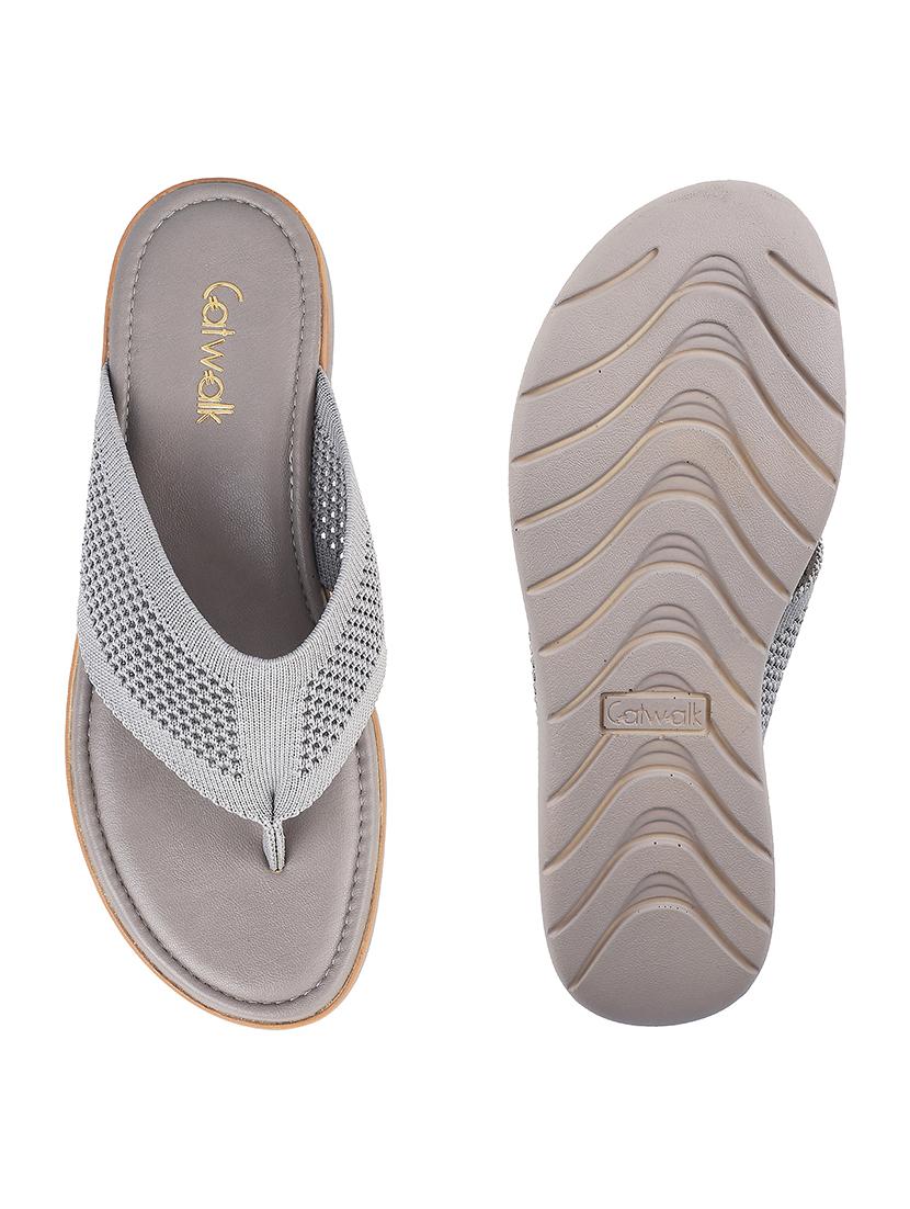 grey toe separator sandal - 18020074 - Standard Image - 3