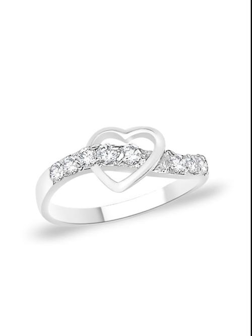 add beauty to your delicate fingers - 18030419 - Standard Image - 0