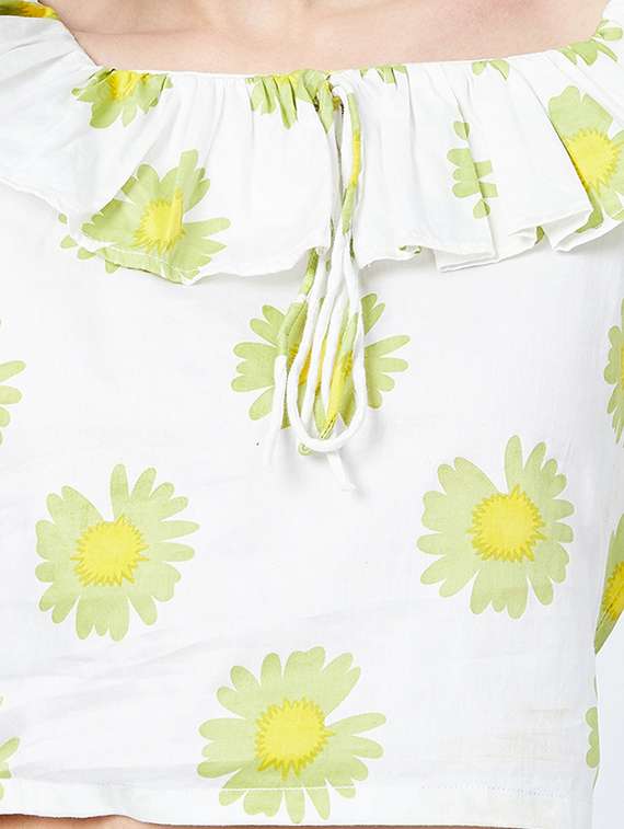 square neck printed crop top - 18039310 -  Standard Image - 3