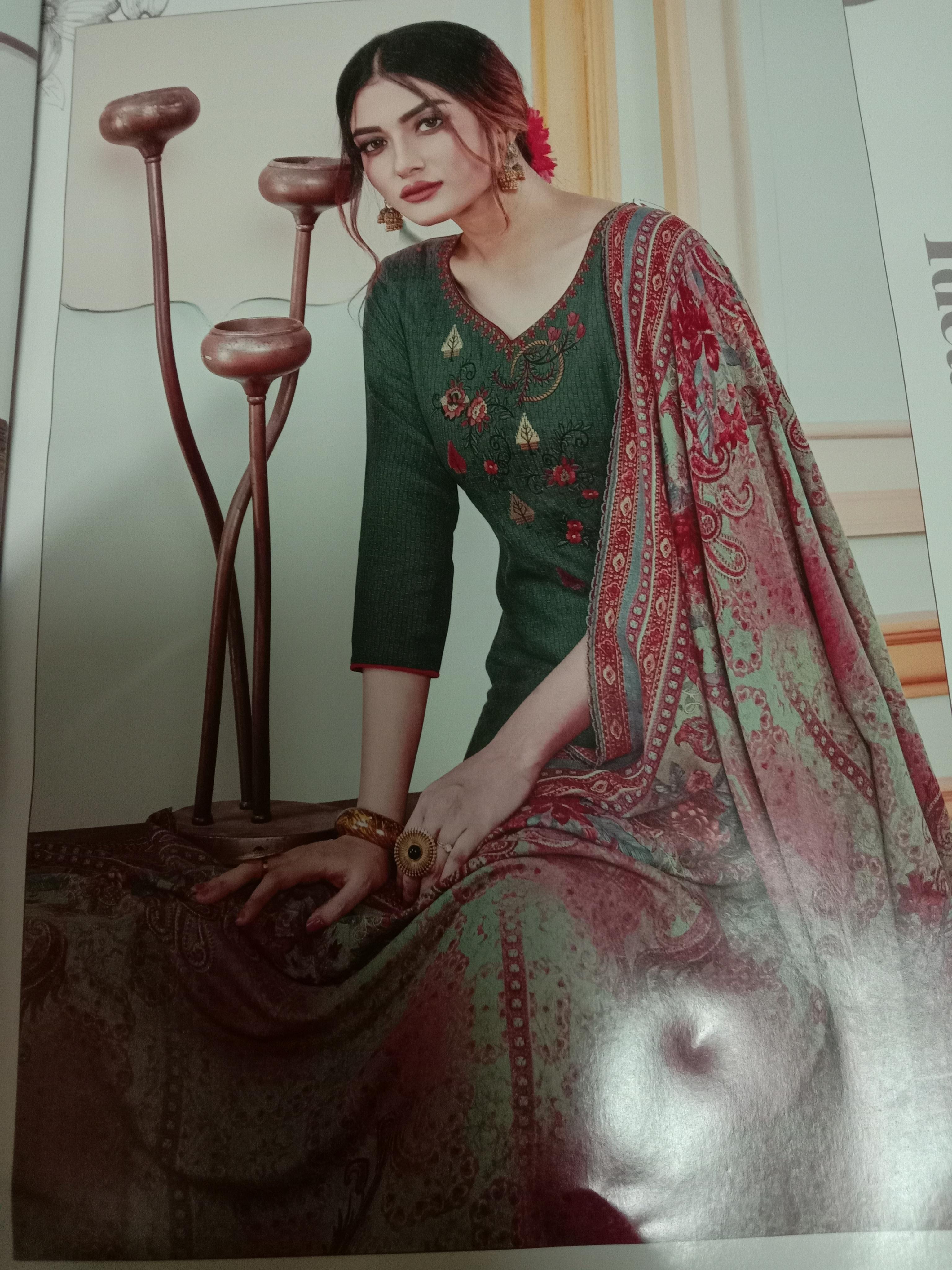 suite dupatta shalwar in silk - 18039874 - Zoom Image - 0