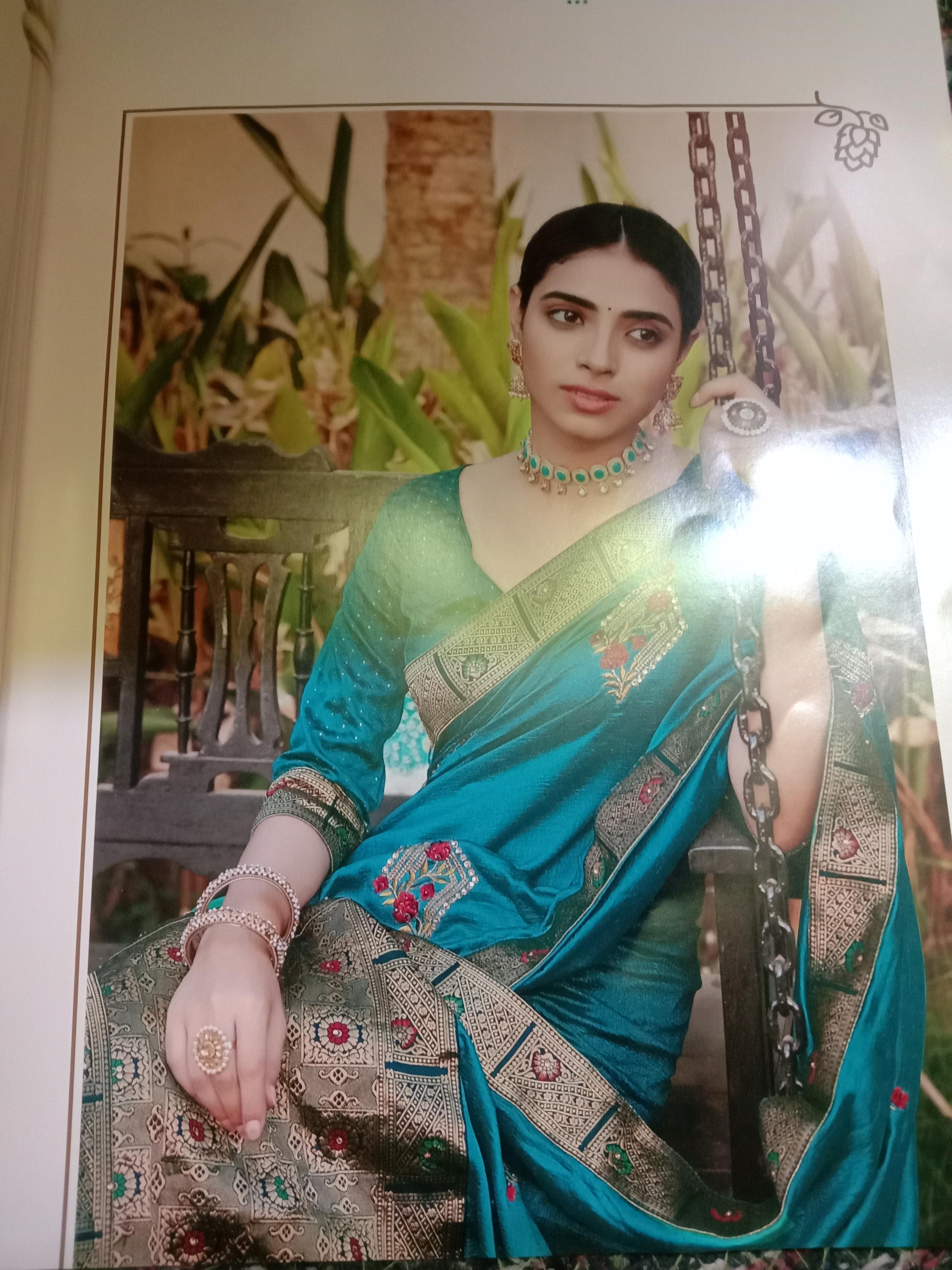 sarees in the silk - 18040263 - Zoom Image - 0