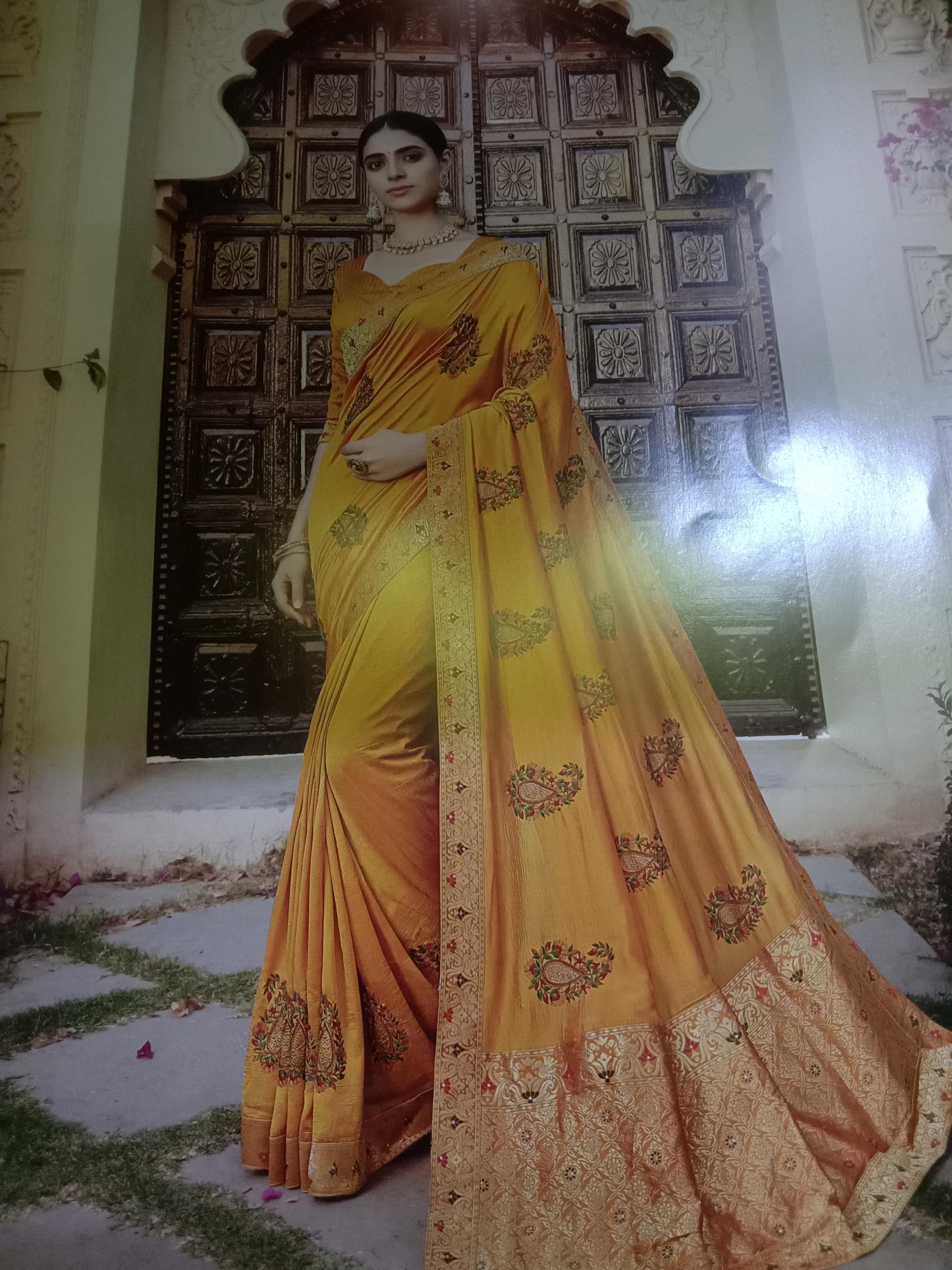 sarees in the silk  - 18040264 -  Zoom Image - 0
