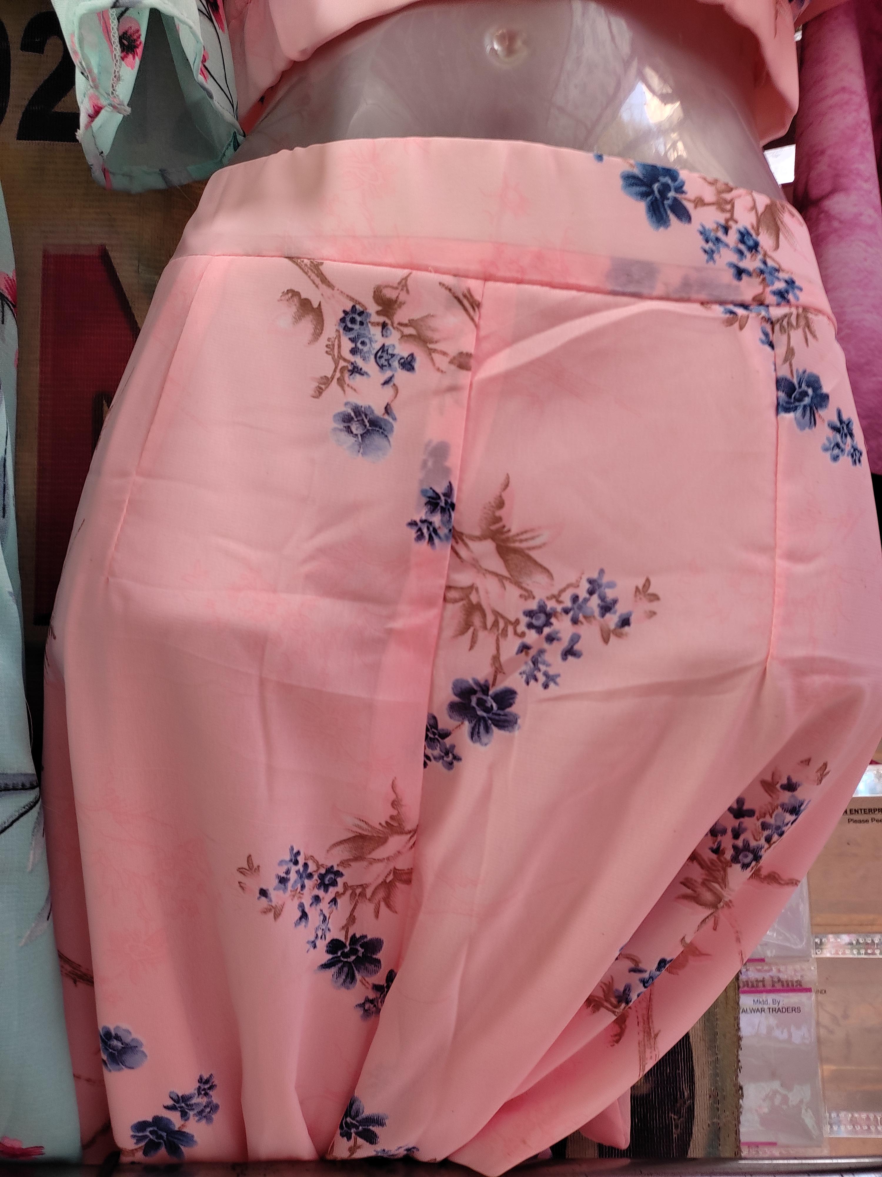 ladies dress - 18042807 - Zoom Image - 0