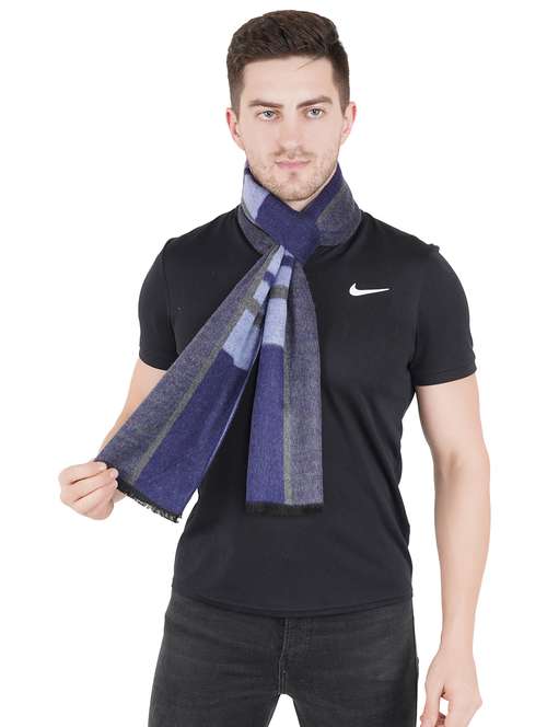 multi colored wool muffler - 18044722 -  Standard Image - 0
