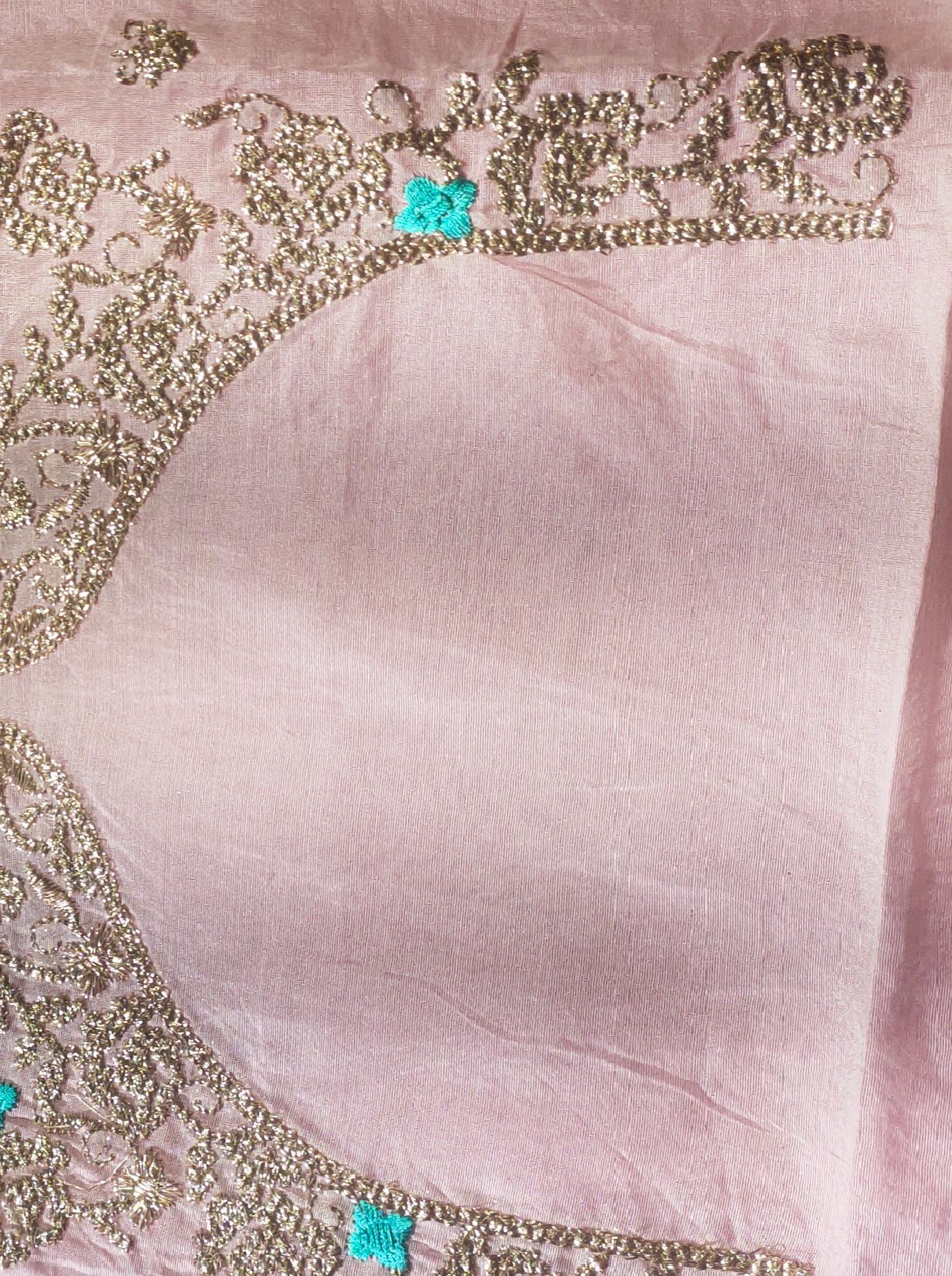 silk - 18047398 - Zoom Image - 0