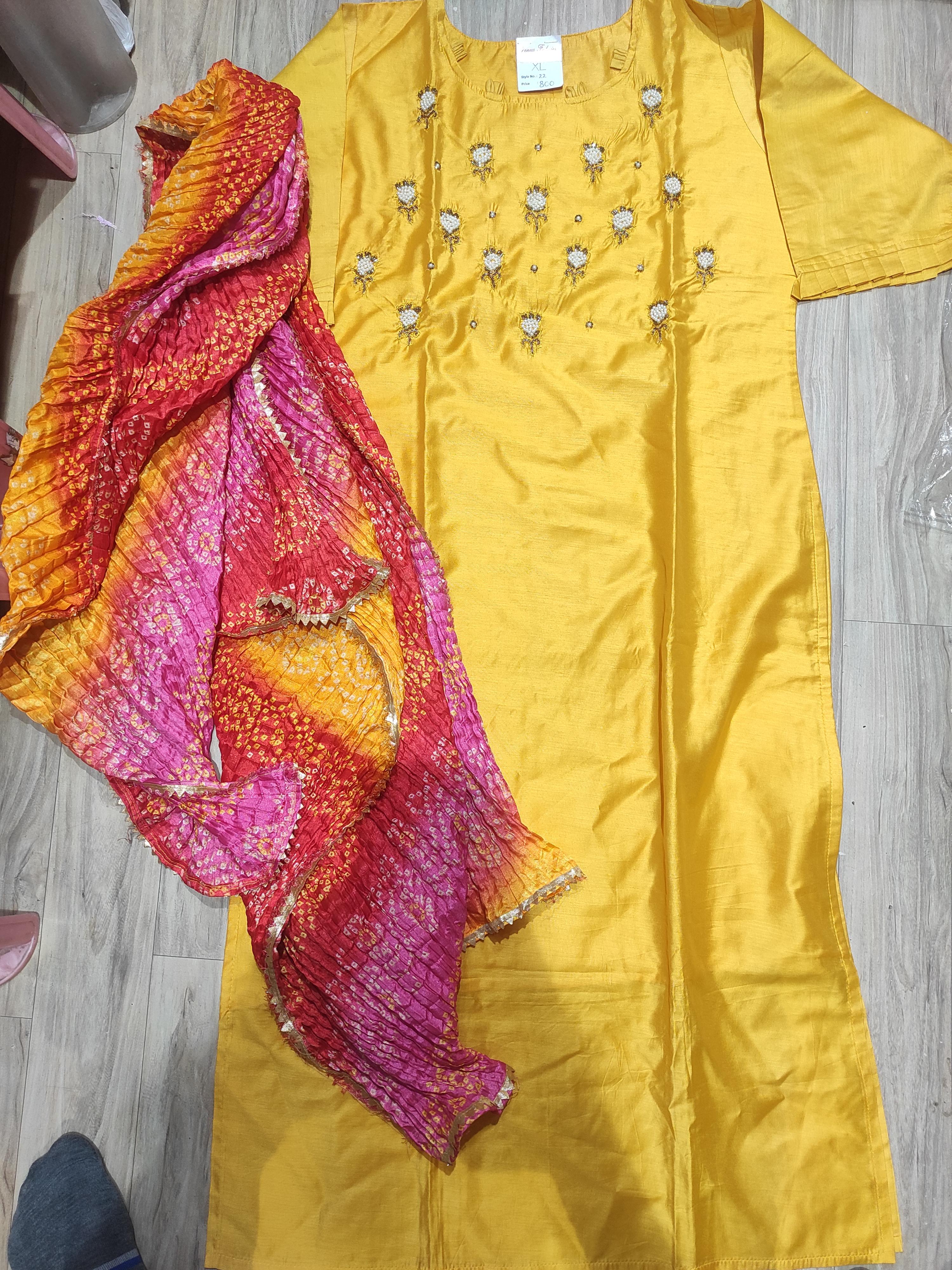 kurta and dupatta - 18049391 - Zoom Image - 0