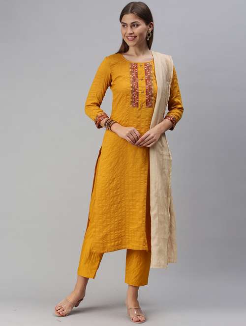 yellow chiffon kurta pant set - 18051634 - Standard Image - 0