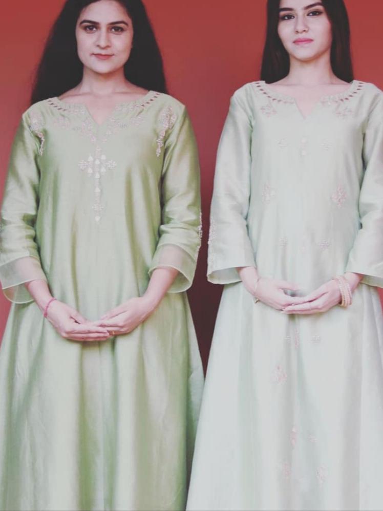 chanderi suit with dupatta  - 18052086 -  Zoom Image - 0