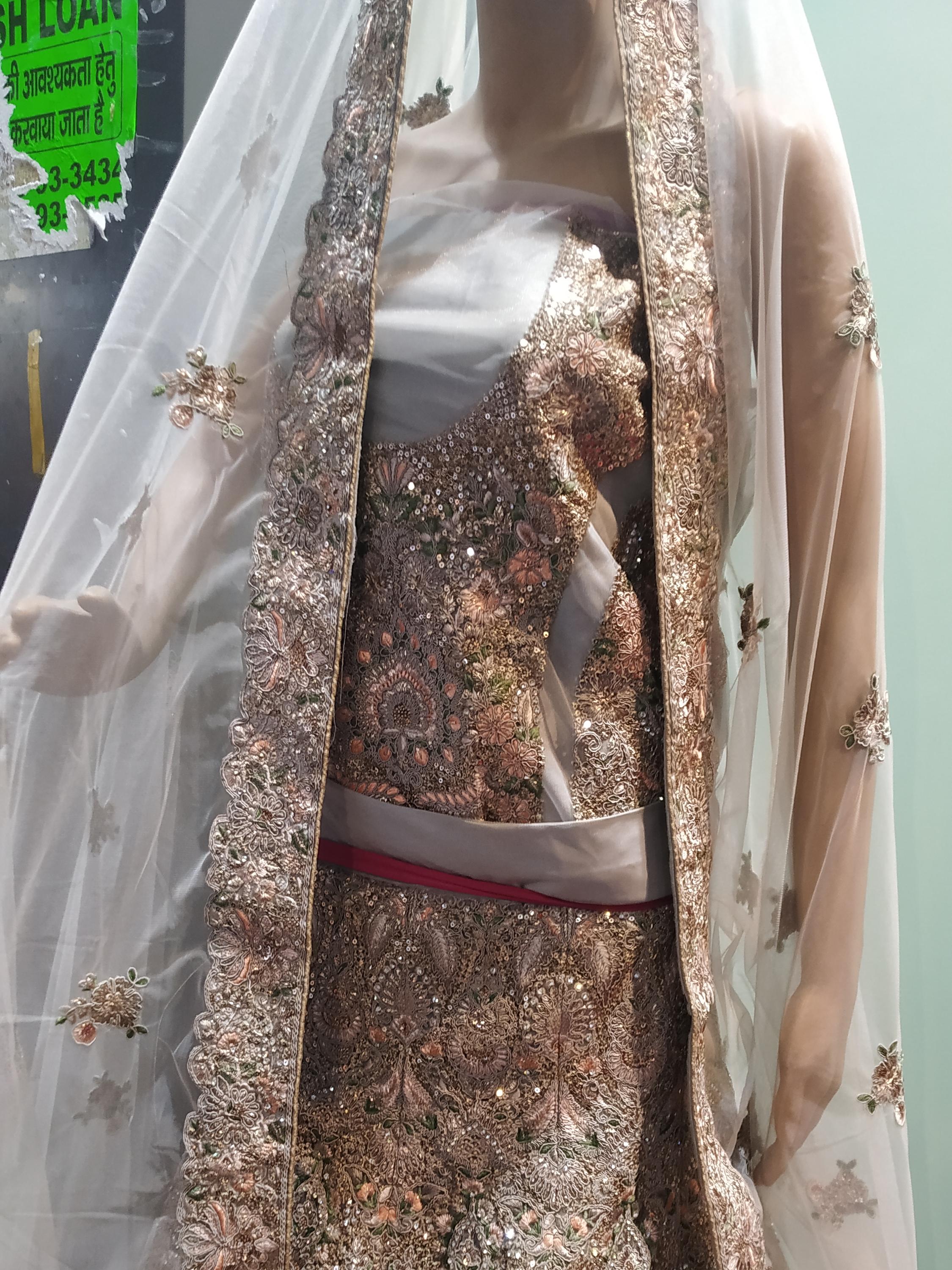 lehengas womens - 18052356 - Zoom Image - 0