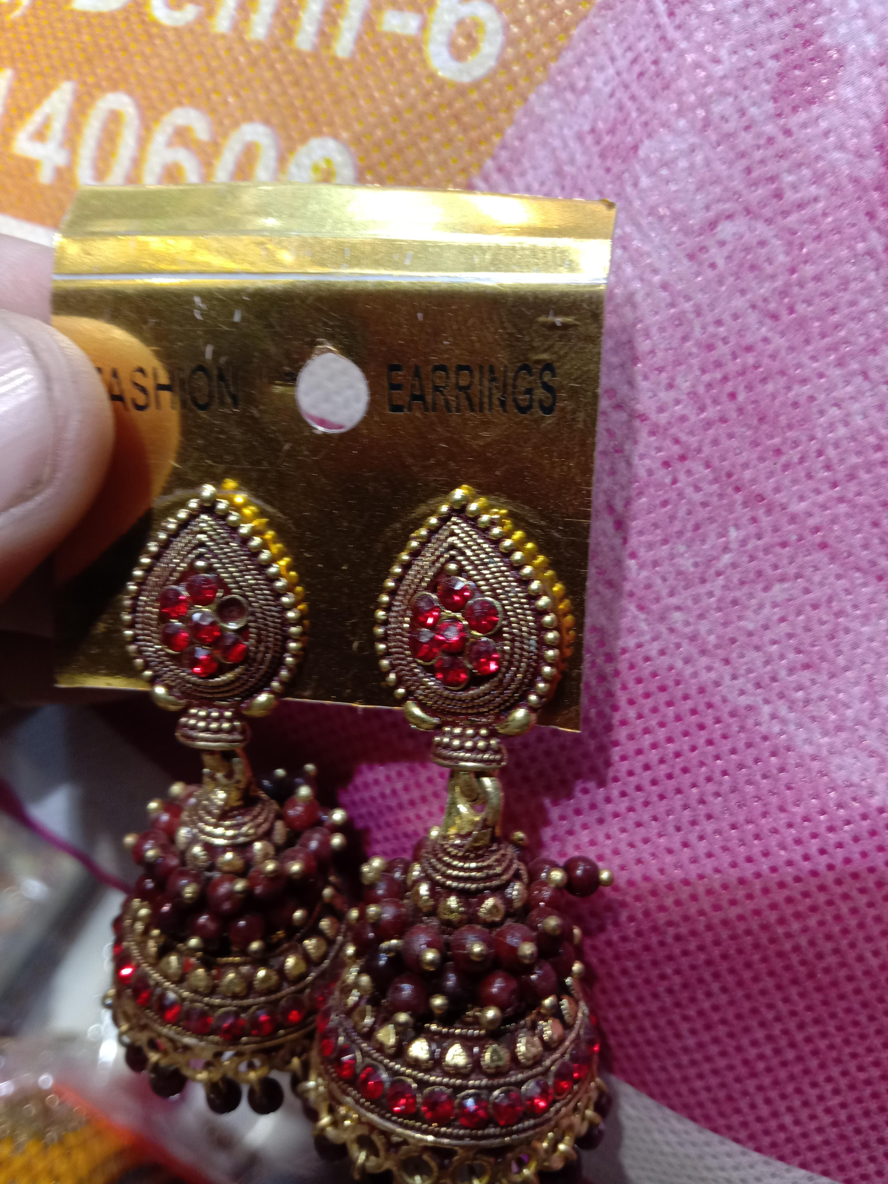 earrings  - 18052422 -  Zoom Image - 0