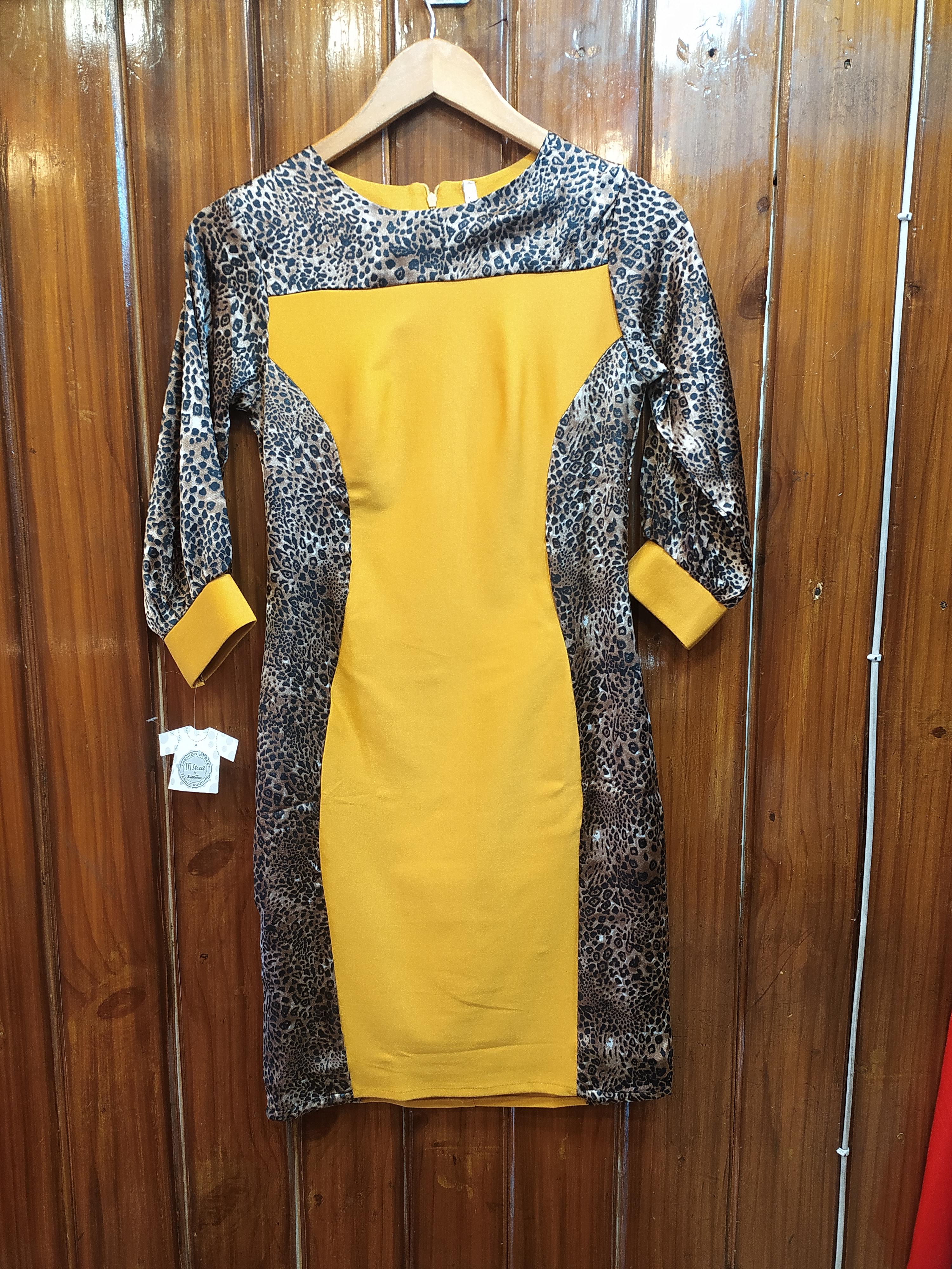 yellow and tiger print top - 18053056 - Zoom Image - 0