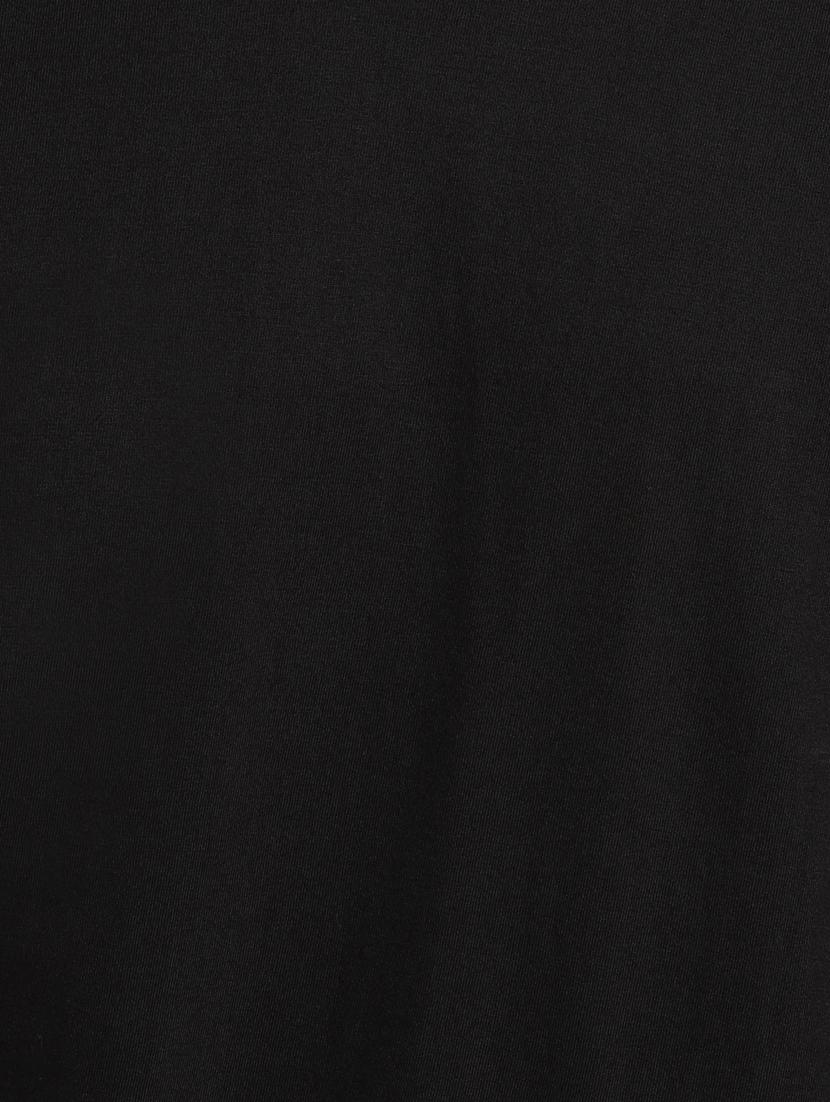 black v-neck solid t-shirt - 18053715 - Standard Image - 5