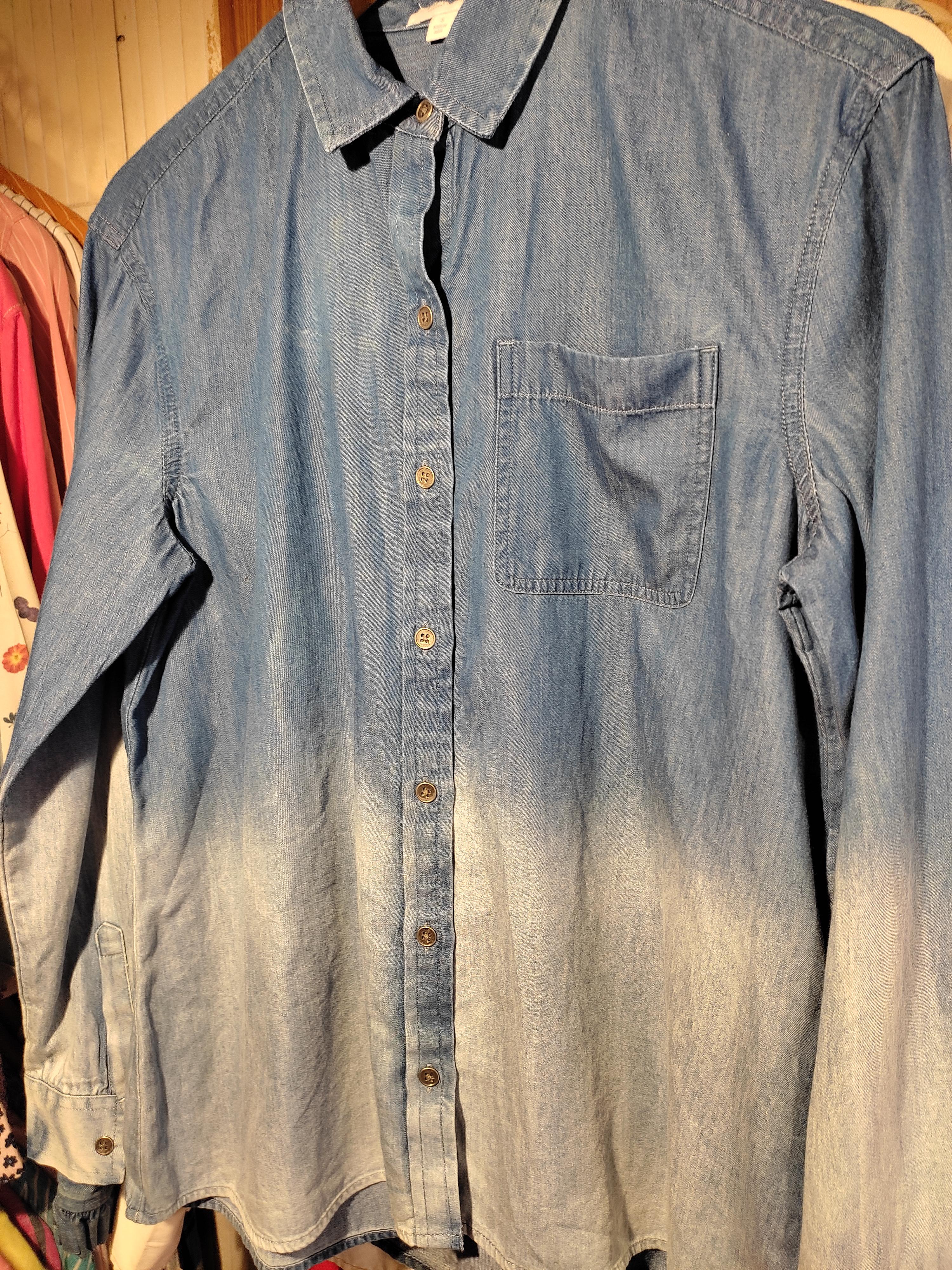 girls shirt - 18055979 - Zoom Image - 0