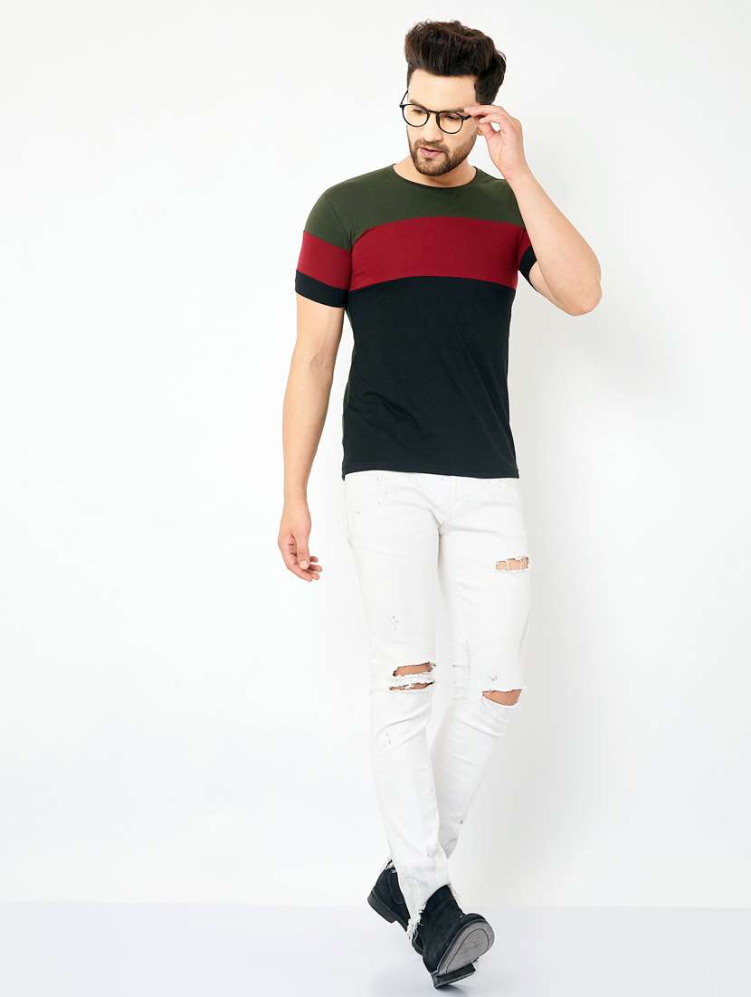 black crew-neck color-block t-shirt - 18056196 -  Standard Image - 3