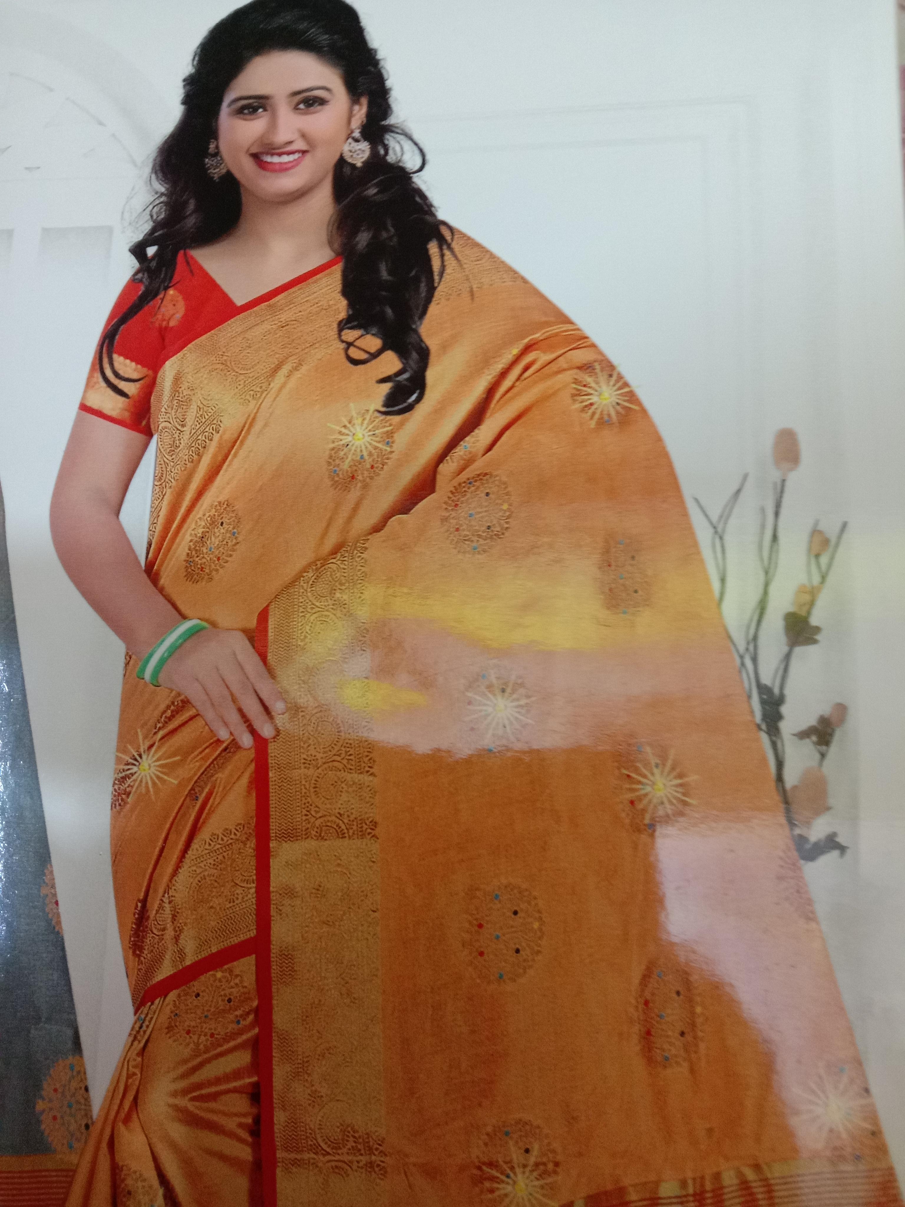 sarees in the silk - 18056312 - Zoom Image - 0