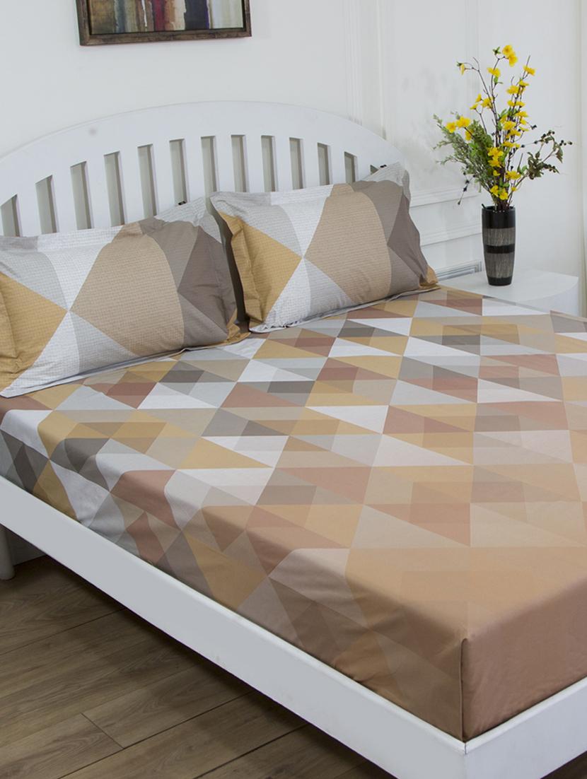 gm geometric 180 tc 100% cotton digital print brown double bedsheet with 2 pillow covers - 18058883 - Zoom Image - 0