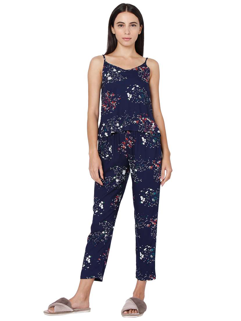 printed nightwear capri set
