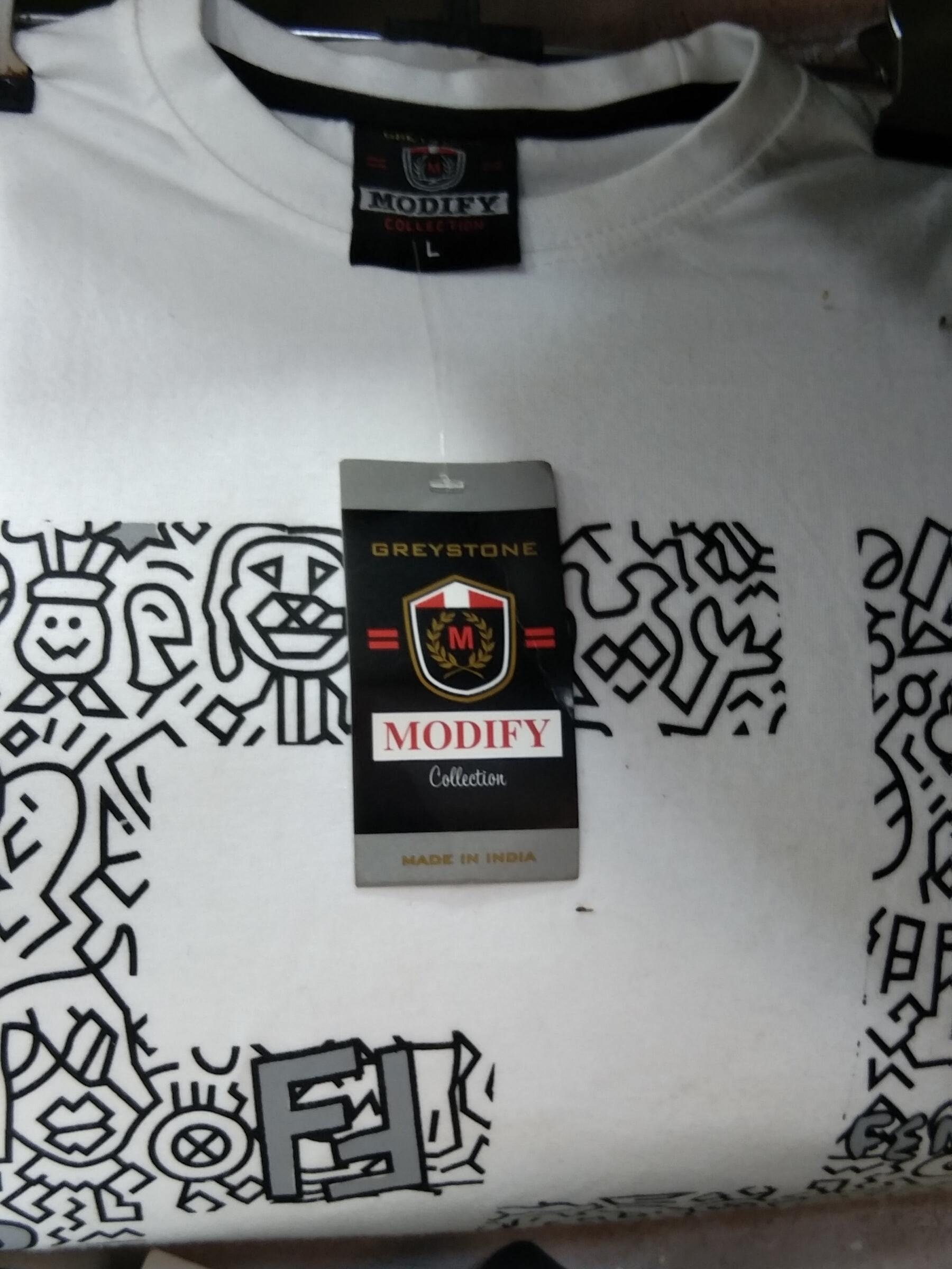 t-shirt  - 18061777 -  Zoom Image - 0