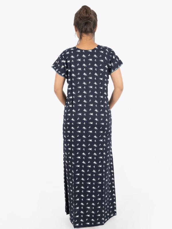 the excellent fit of this sleepwear - 18078499 - Standard Image - 3