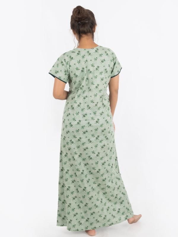the excellent fit of this sleepwear - 18078542 - Standard Image - 3